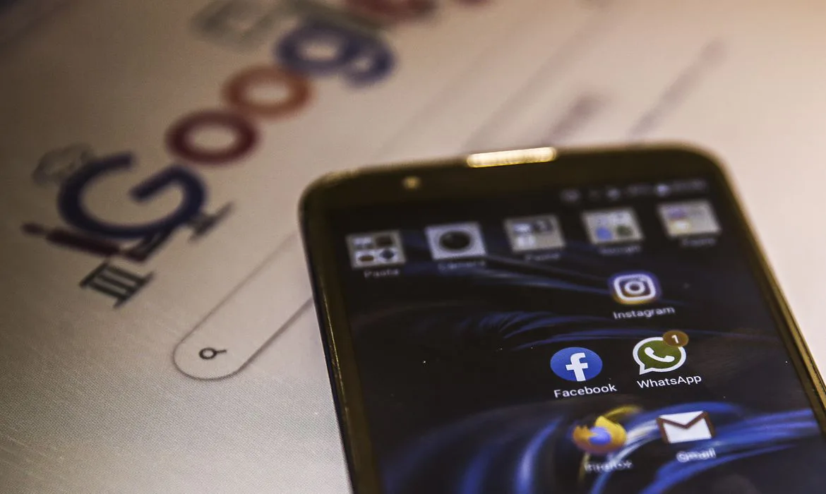 No Paraná, de acordo com a Federação de Agricultura do Estado do Paraná (Faep), 70% dos produtores sofrem sem acesso à internet