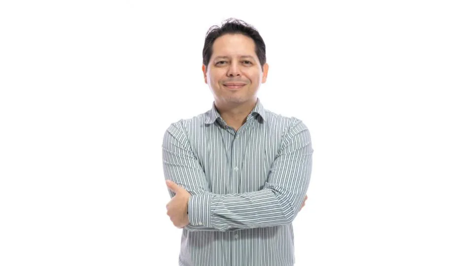 Marco Pitta é o vencedor do Prêmio Revelação em Finanças 2023.