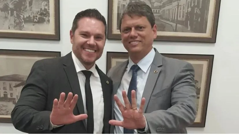 Danilo Campetti é ex-assessor de Tarcísio e pode se beneficiar com a mudança no secretariado.