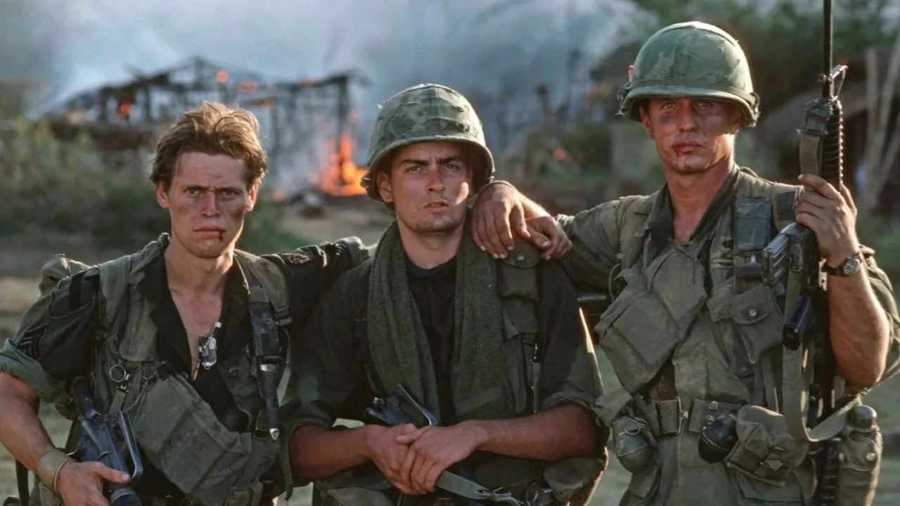 Platoon" permanece como um dos melhores filmes de guerra