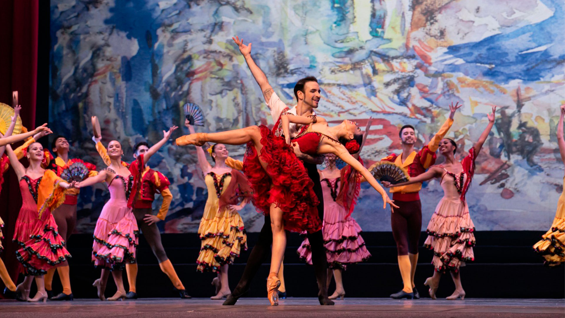 O espetáculo A Grande Suíte do Ballet Don Quixote leva para o palco 84 alunos e bailarinos do Balé de Bolshoi no Brasil