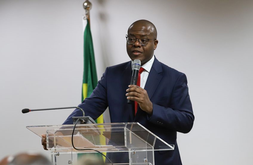 O ministério dos Direitos Humanos, Silvio Almeida, foi um dos alvos principais da nova ofensiva dos parlamentares da direita, que cobram condenação ao terrorismo do Hamas.