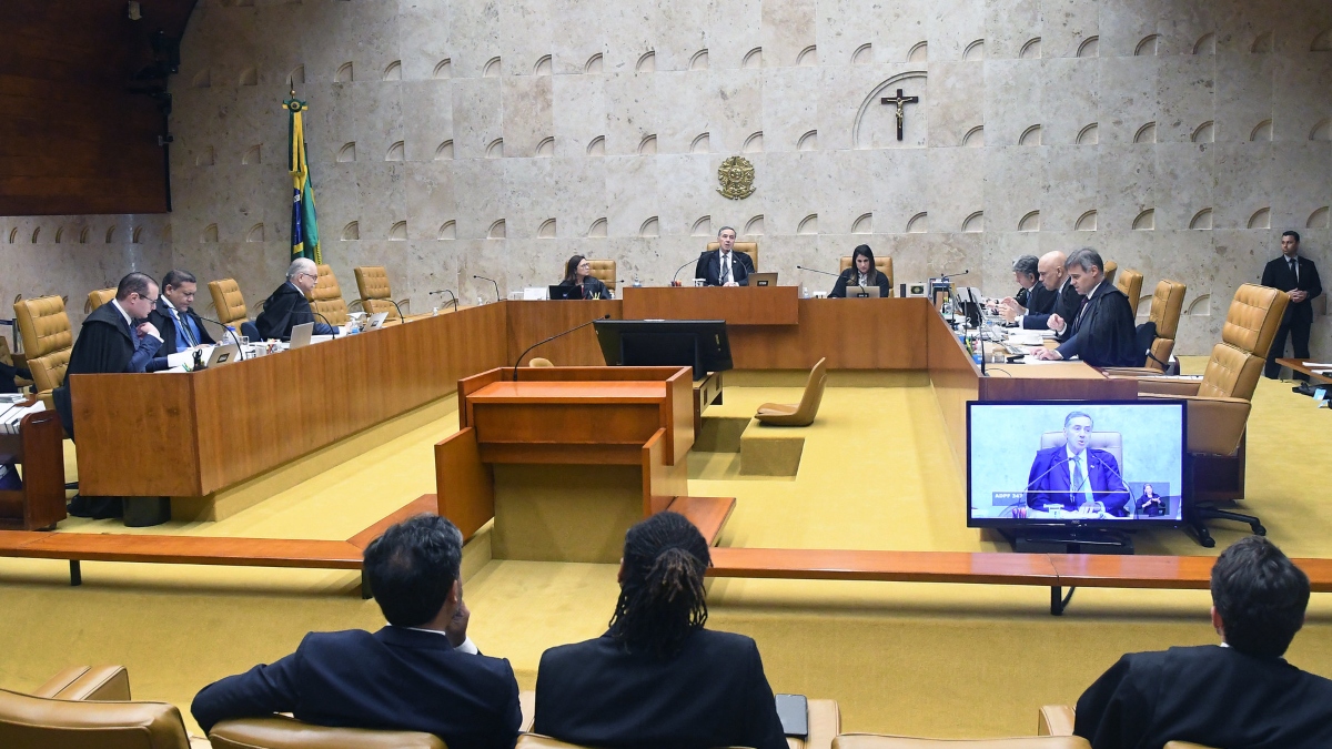 Proposta de estabelecer mandatos para ministros do STF colocou magistrados e congressistas em rota de colisão.