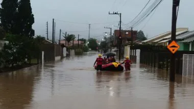 Após confronto com indígenas, barragem em José Boiteux foi fechada.