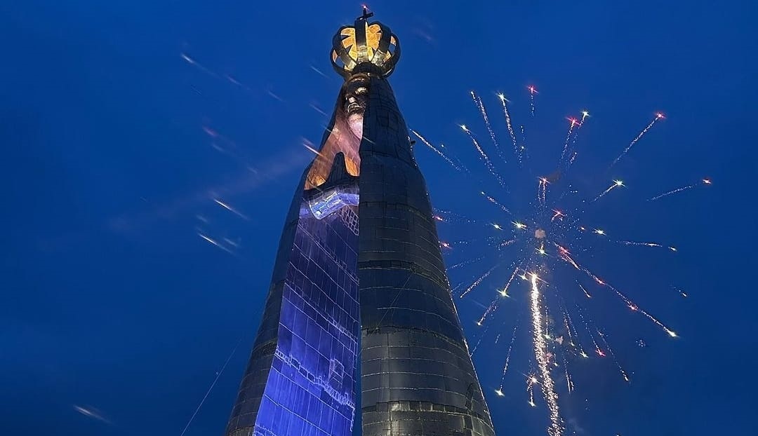 Nova imagem de Nossa Senhora Aparecida tem 50 metros.