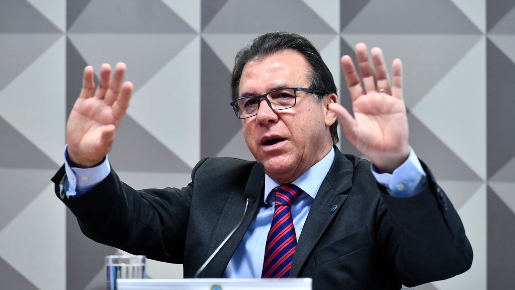 Ministro Luiz Marinho diz que está difícil chegar a um acordo com aplicativos de entrega, e que deve remeter ao Congresso.