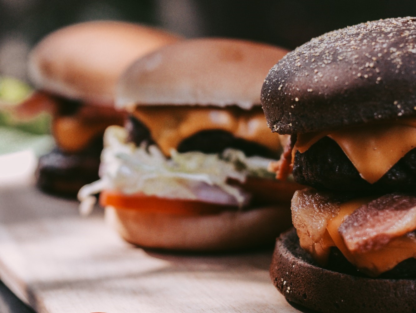 Aniversário de sete anos do Garden Bar acontece nesta quinta (11).