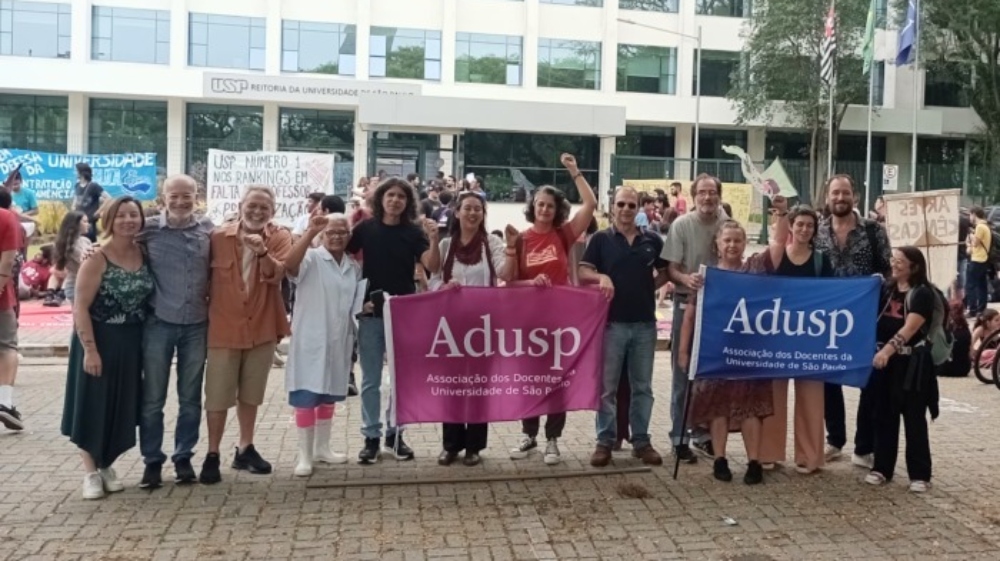 Suspensão da greve foi aprovada por maioria dos professores da USP, mas uma carta de mobilização foi enviada à reitoria.
