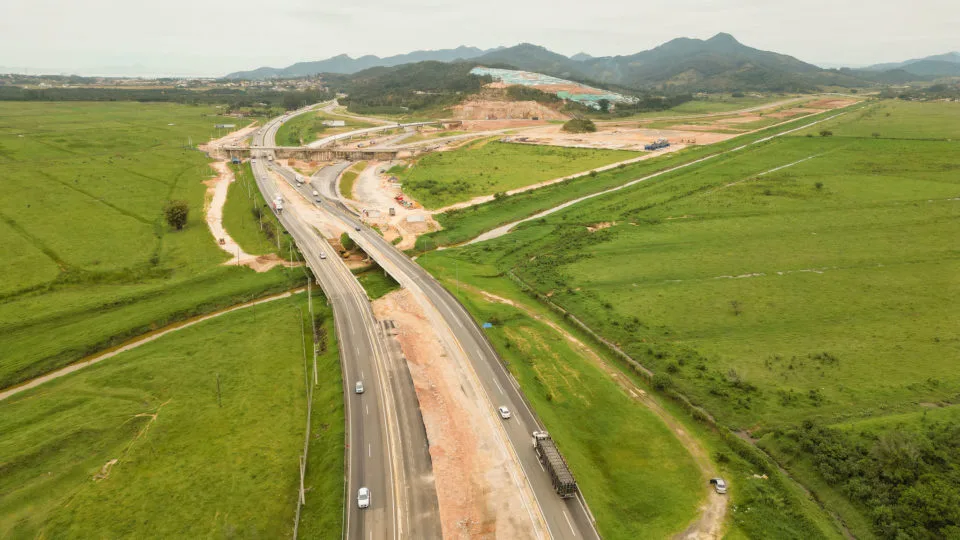 Status da obra do contorno viário de Florianópolis neste mês de outubro.