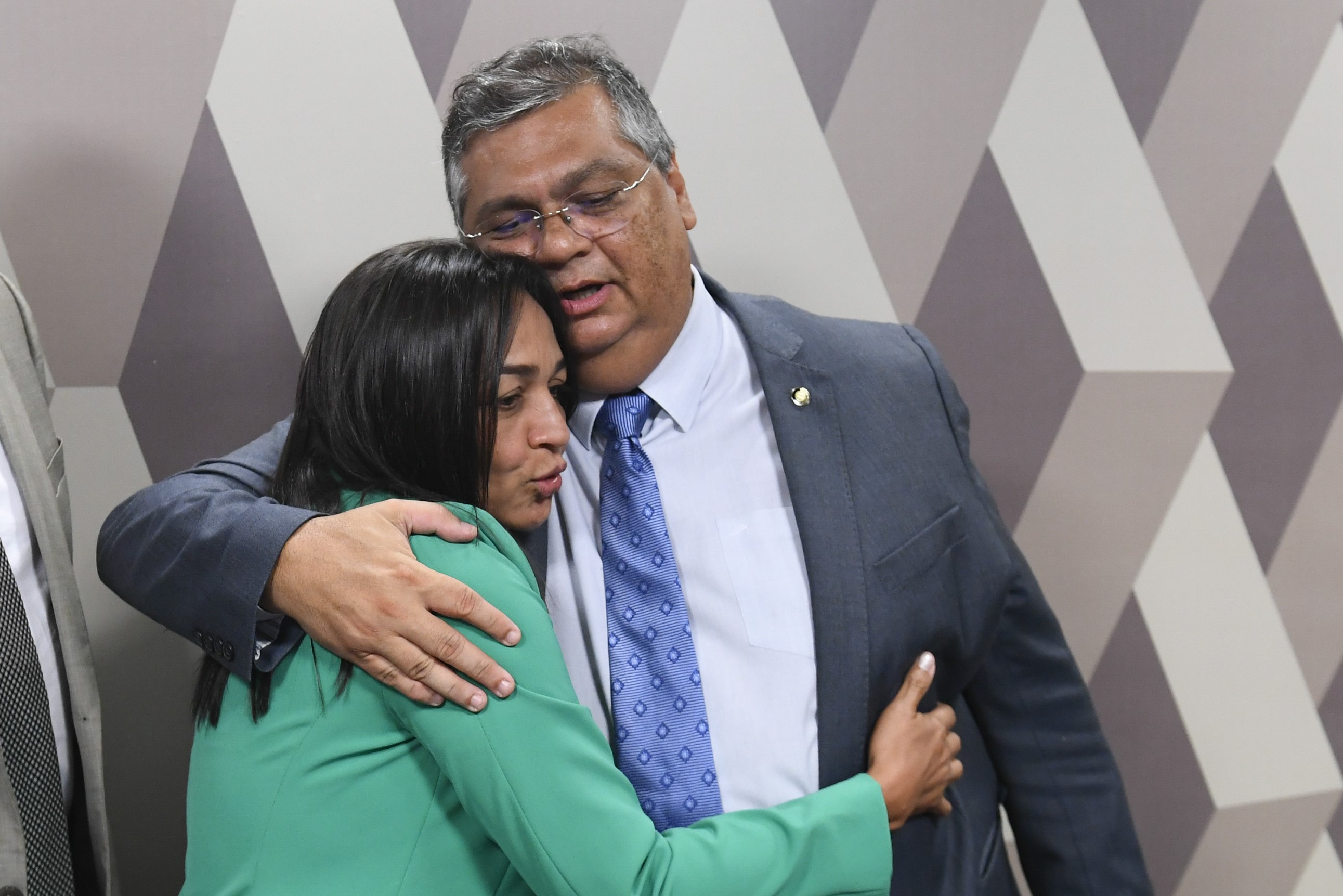 Aliada do ministro Flávio Dino (PSB), a senadora Eliziane Gama (PSD) deve ser prejudicada com a provável saída de cena dele da arena política, rumo ao STF.