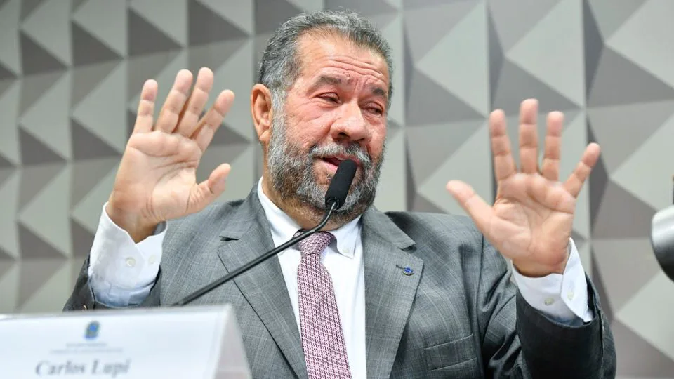 Carlos Lupi