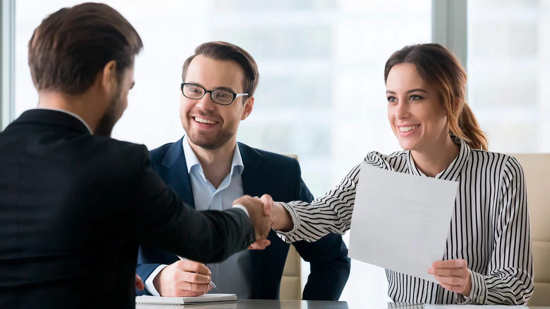 As organizações com maiores faturamentos são aquelas que estão engajadas com a implementação de uma política sólida de feedbacks