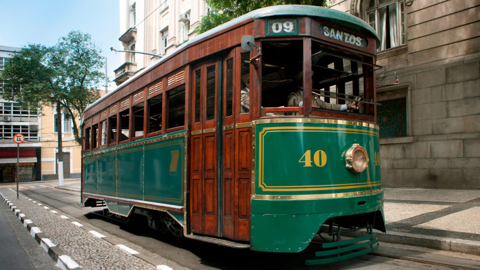 O passeio de bonde em Santos é uma atração imperdível para todos os turistas que desejam conhecer a cidade