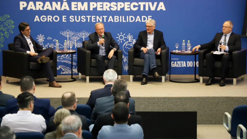 Primeiro painel "Paraná em Perspectiva: Agro e Sustentabilidade"