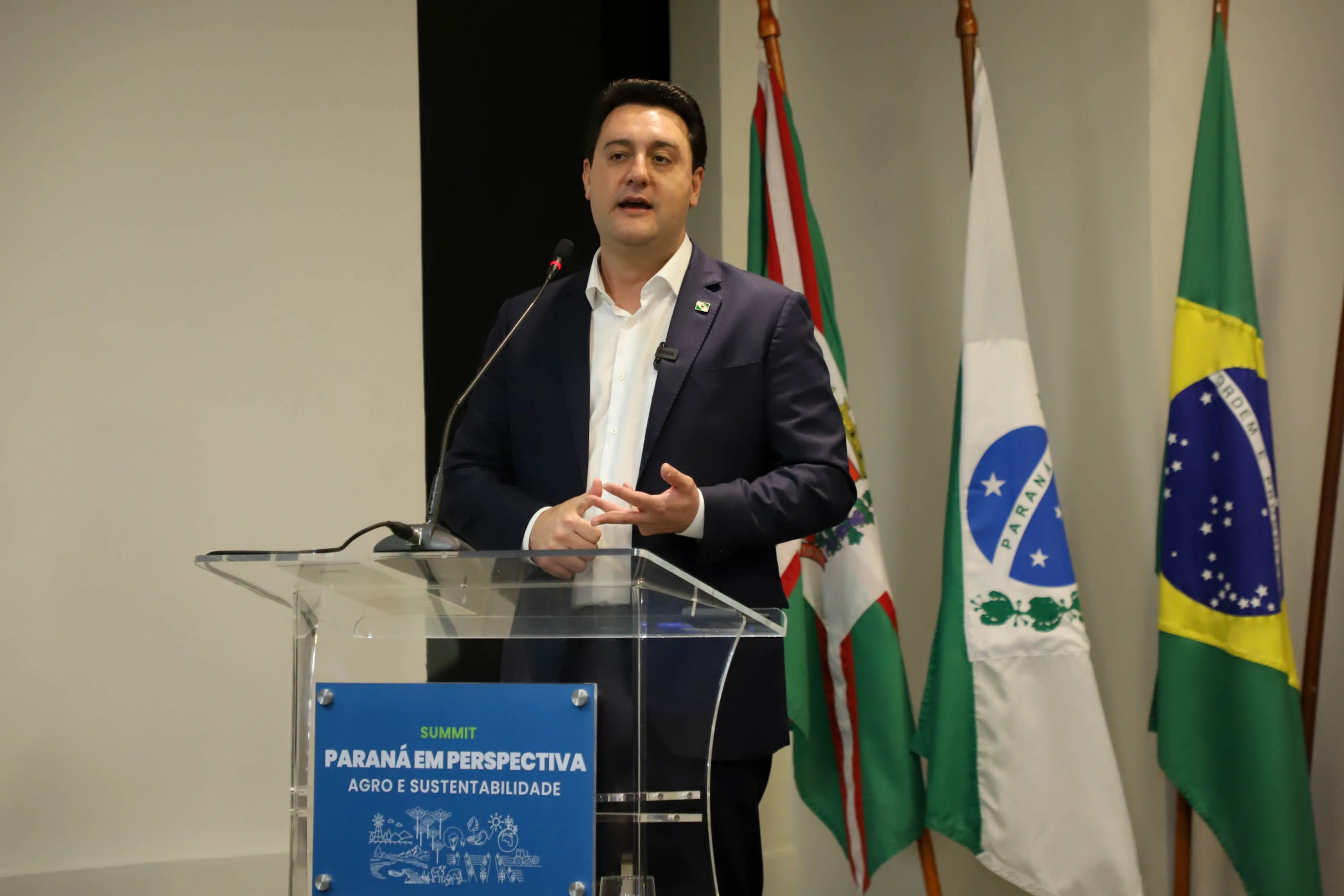 Ratinho Junior (PSD) discursou na abertura do evento "Paraná em Perspectiva: Agro e Sustentabilidade", promovido pela Gazeta do Povo