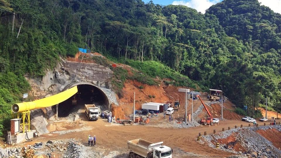 Obra de duplicação na BR-280, em Corupá (SC).