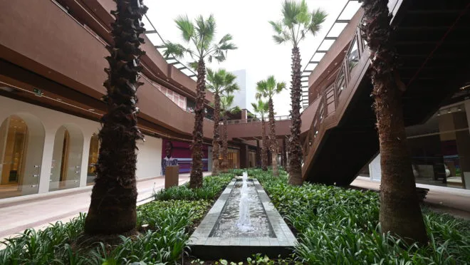 Catarina Fashion Outlet, na cidade de São Roque (SP), é o maior empreendimento do segmento na América do Sul