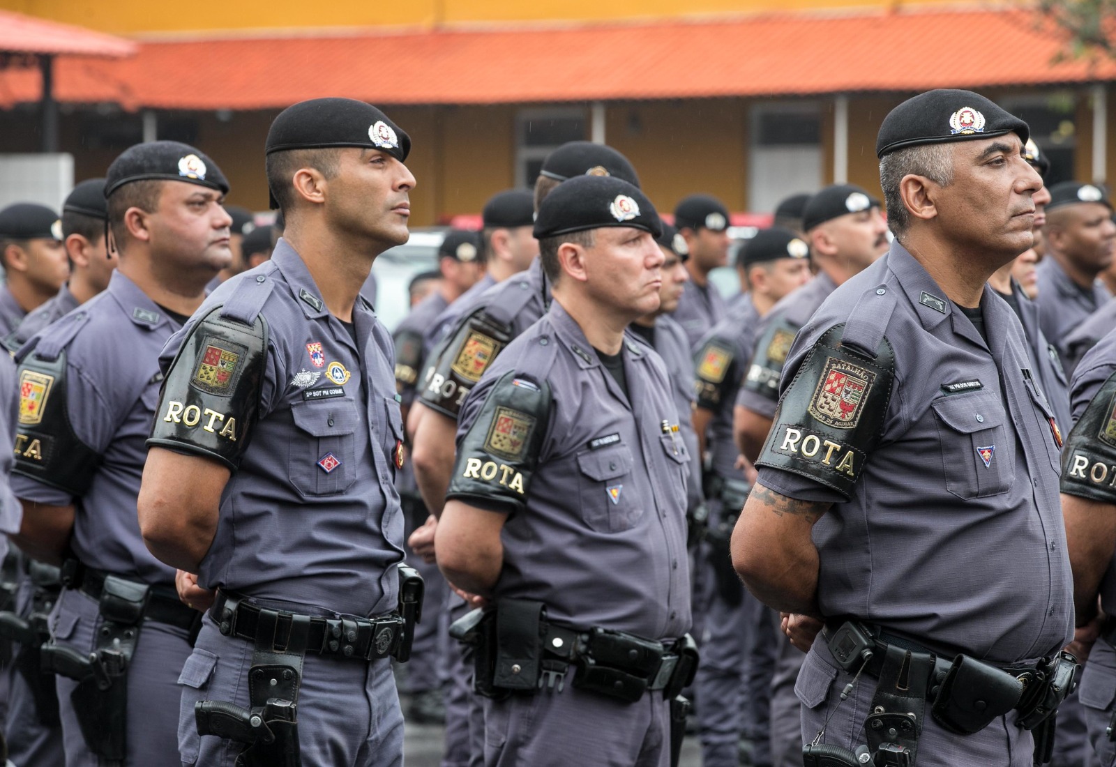Nova Lei Orgânica da Polícia Militar aguarda sanção presidencial.