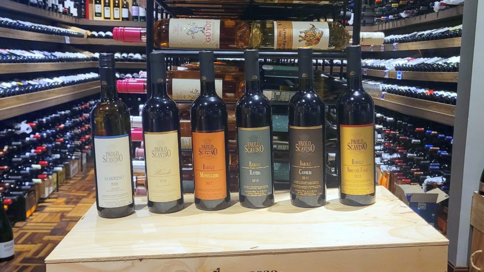 Os vinhos da noite especial da Vino Nobile. Serão cinco Barolo e um branco, da mesma vinícola do Piemonte.
