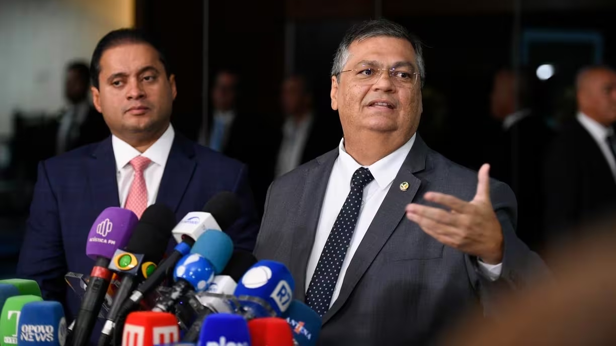 Senador Weverton Rocha diz que Flávio Dino deve ter votos mais do que suficientes para ter aprovada a indicação ao STF.