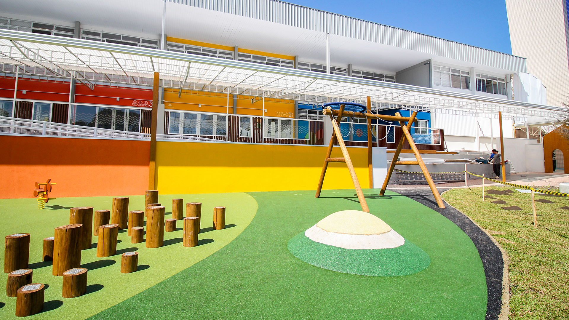 O projeto de revitalização do Parque da Educação Infantil do Marista Paranaense contemplou novas áreas de recreação e espaços interativos