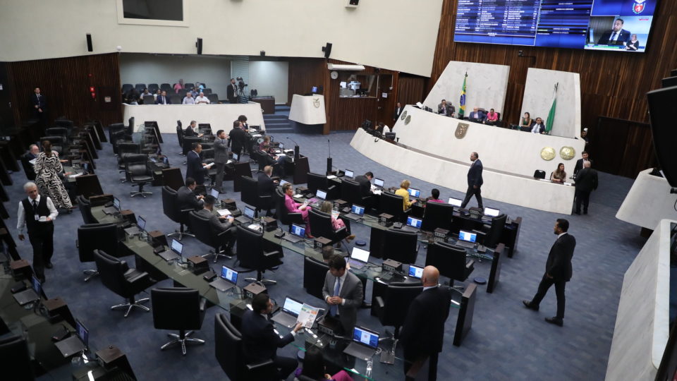 Projeto de lei apresentado na Assembleia Legislativa do Paraná (Alep) se assemelha a propostas apresentadas em outros estados do Brasil.