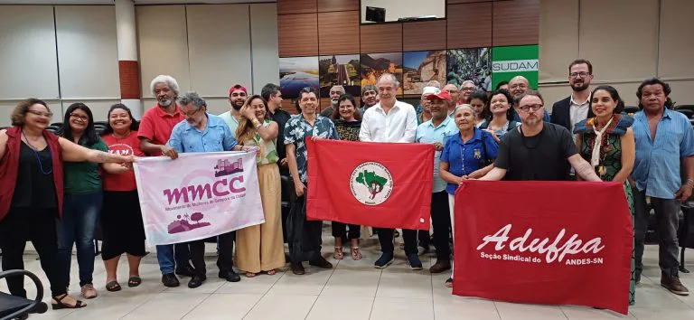 O presidente do BNDES, Aloizio Mercadante, anunciou que movimentos sociais como o MST poderão ter acesso aos recursos do Fundo Amazônia