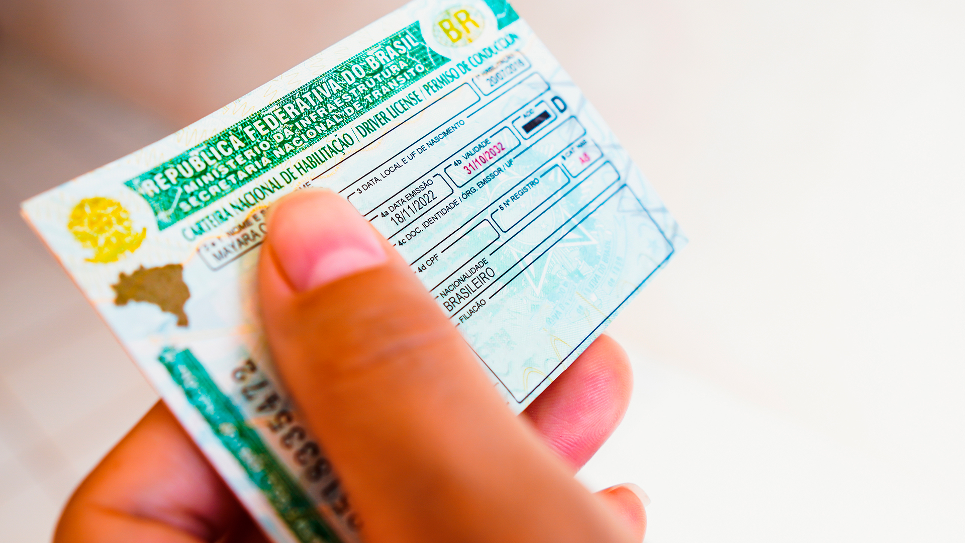 A suspensão e a cassação da CNH são medidas duras, mas o condutor pode se defender administrativamente