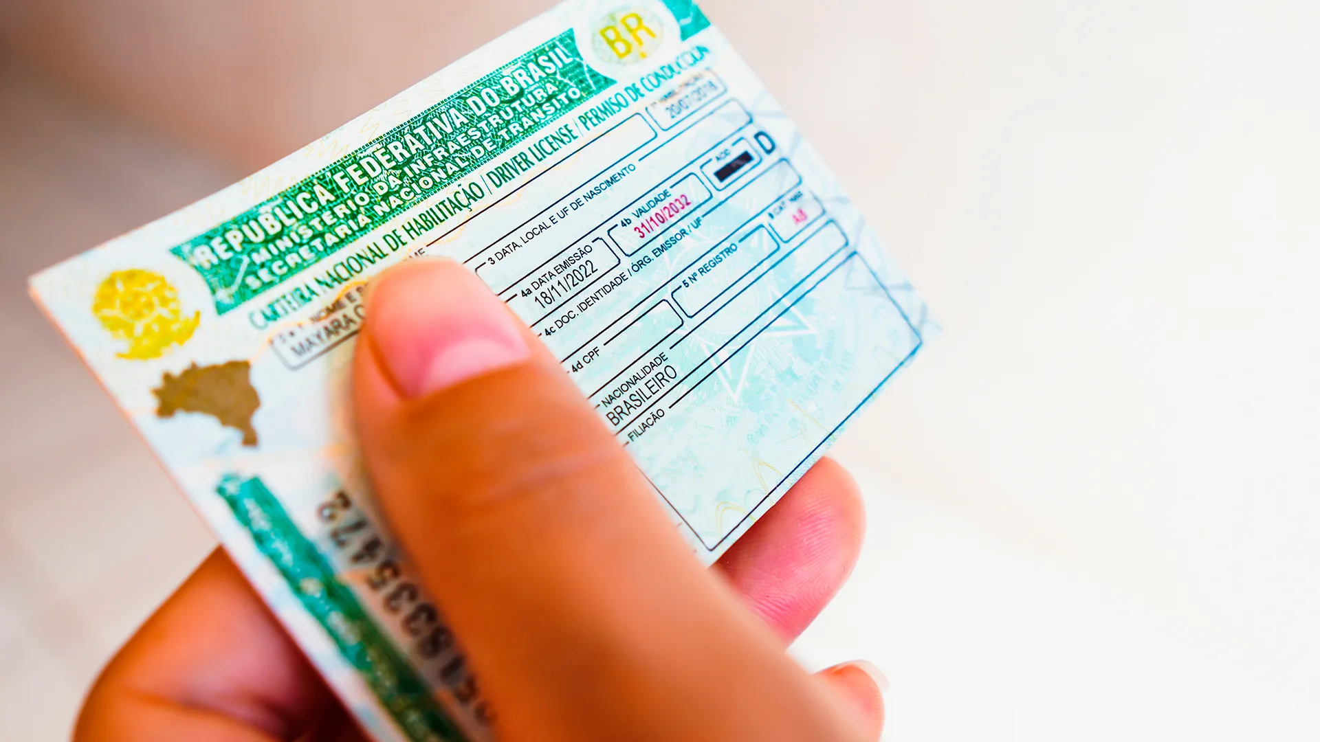 A suspensão e a cassação da CNH são medidas duras, mas o condutor pode se defender administrativamente