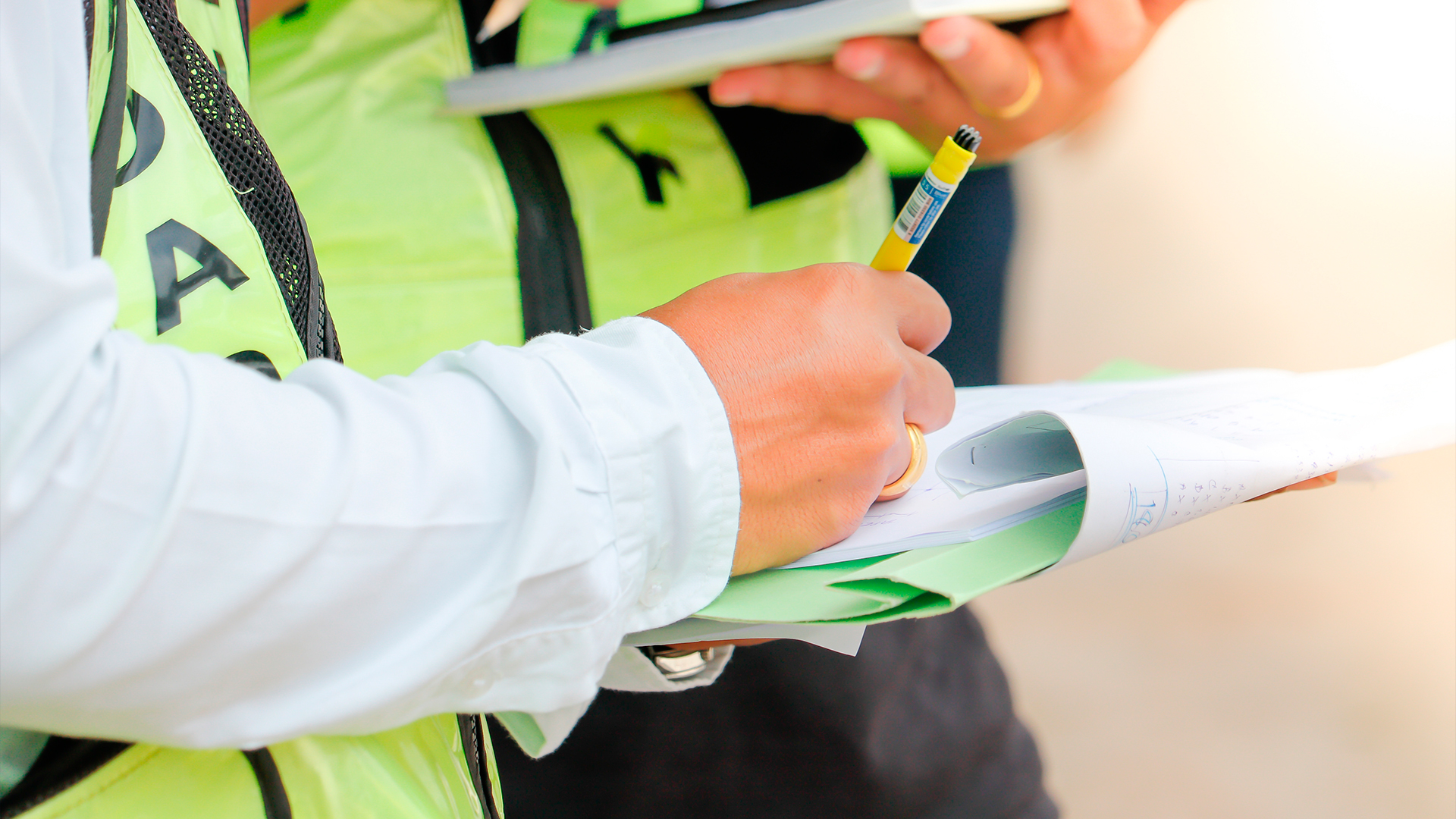 As multas gravíssimas tentam educar &#8220;pelo bolso&#8221;, mas é sempre fundamental respeitar as normas e os demais participantes do trânsito