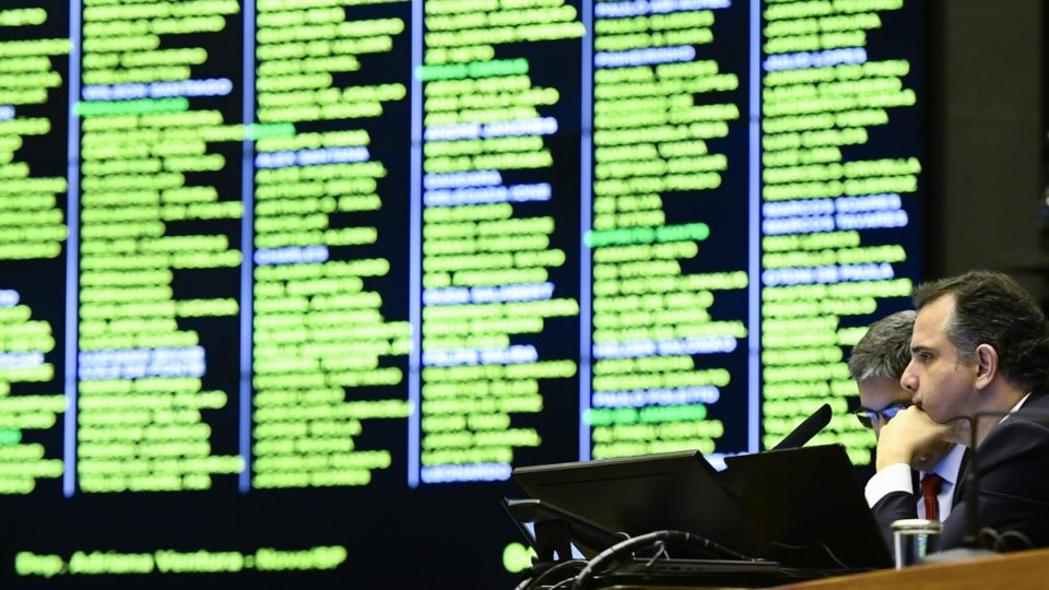 Como cada parlamentar votou o veto à desoneração da folha