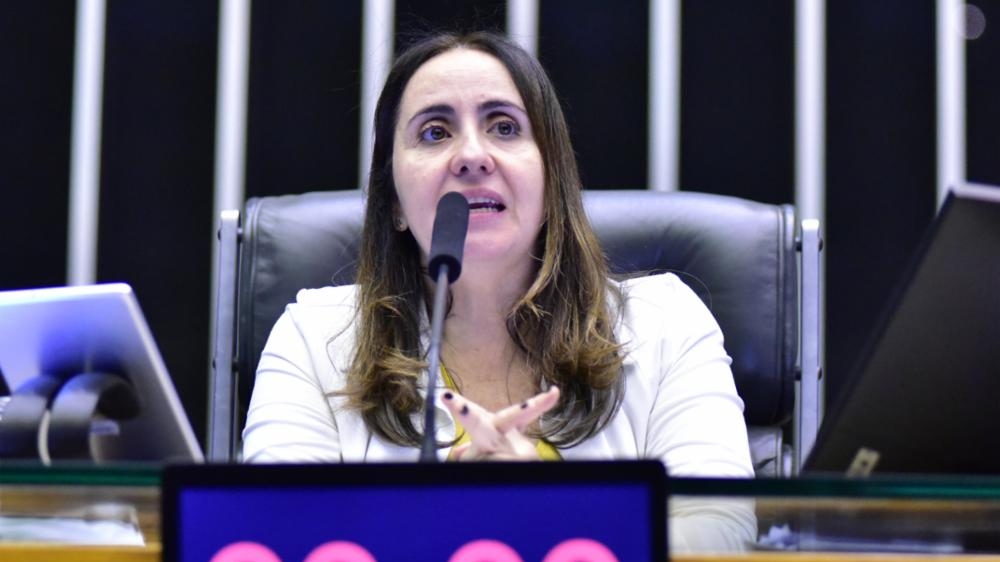 Aritgo ao Orçamento de 2024 permitiria ao governo encaminhar recursos e benefícios em ano eleitoral.