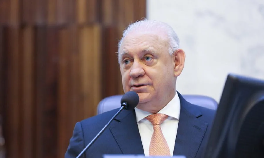 Ademar Traiano, presidente da Alep, assinou acordo com o MP-PR, homologado pelo TJ, no qual admite recebimento de propina.