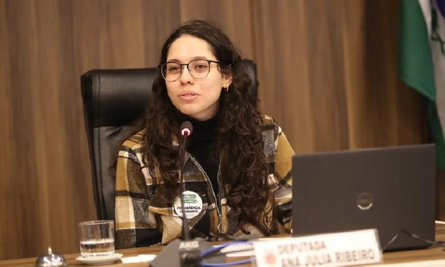 Ana Julia (PT)