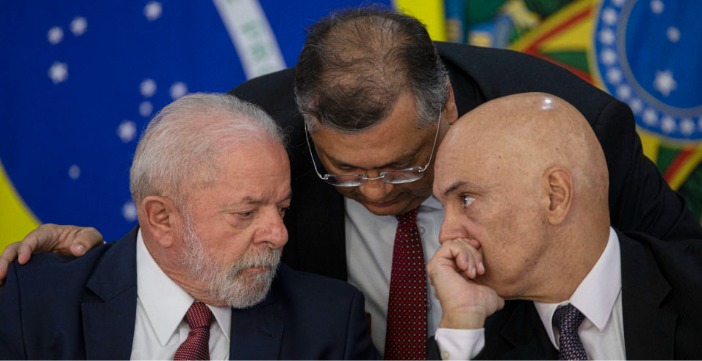 O presidente Lula com Flávio Dino e Alexandre de Moraes