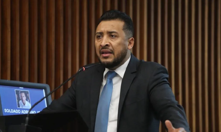 Soldado Adriano José (PP)