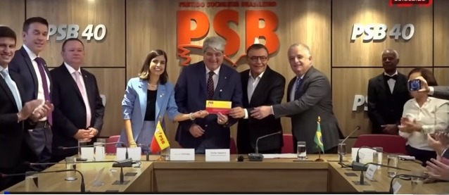 José Luiz Datena se filia ao PSB para sair na chapa de Tabata Amaral (PSB) para à Prefeitura de São Paulo.