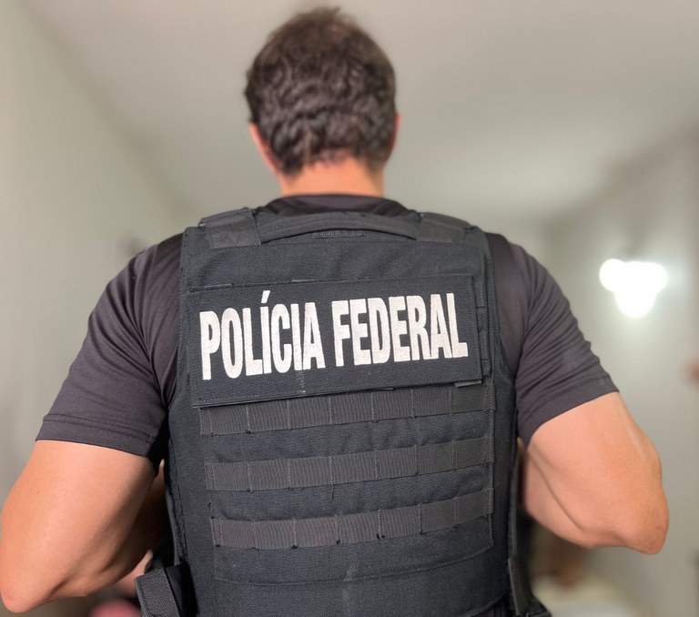 Série de operações da Polícia Federal contra parlamentares é vista pela oposição como evidência de uma “PF Paralela” dedicada a perseguir adversários políticos do governo.