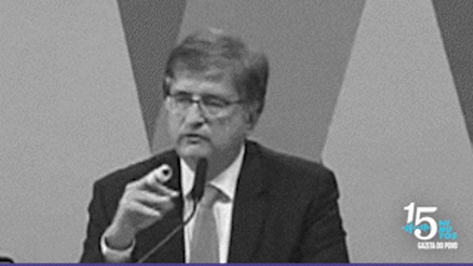 Manifestantes contra Bolsonaro voltam às ruas neste sábado em 122 municípios Manifestantes contra Bolsonaro voltam às ruas neste sábado em 122 municípios