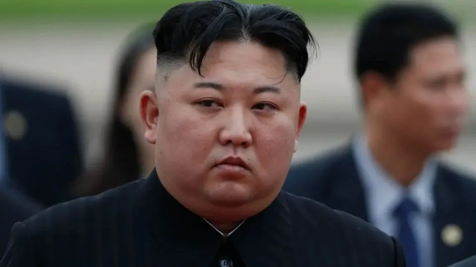Coreia do Norte aumenta tensão com a Coreia do Sul.