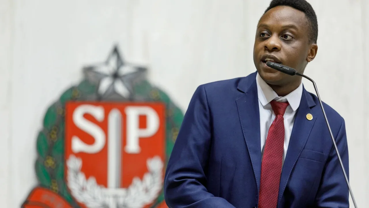 Deputado estadual Guto Zacarias (União Brasil) aciona o MPF contra página "Choquei".