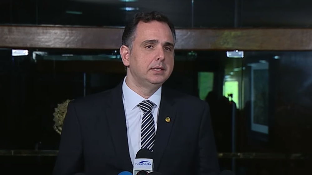 Presidente do Senado, Rodrigo Pacheco, decidiu conversar com ministro antes de rejeitar MP que reonera setores produtivos.