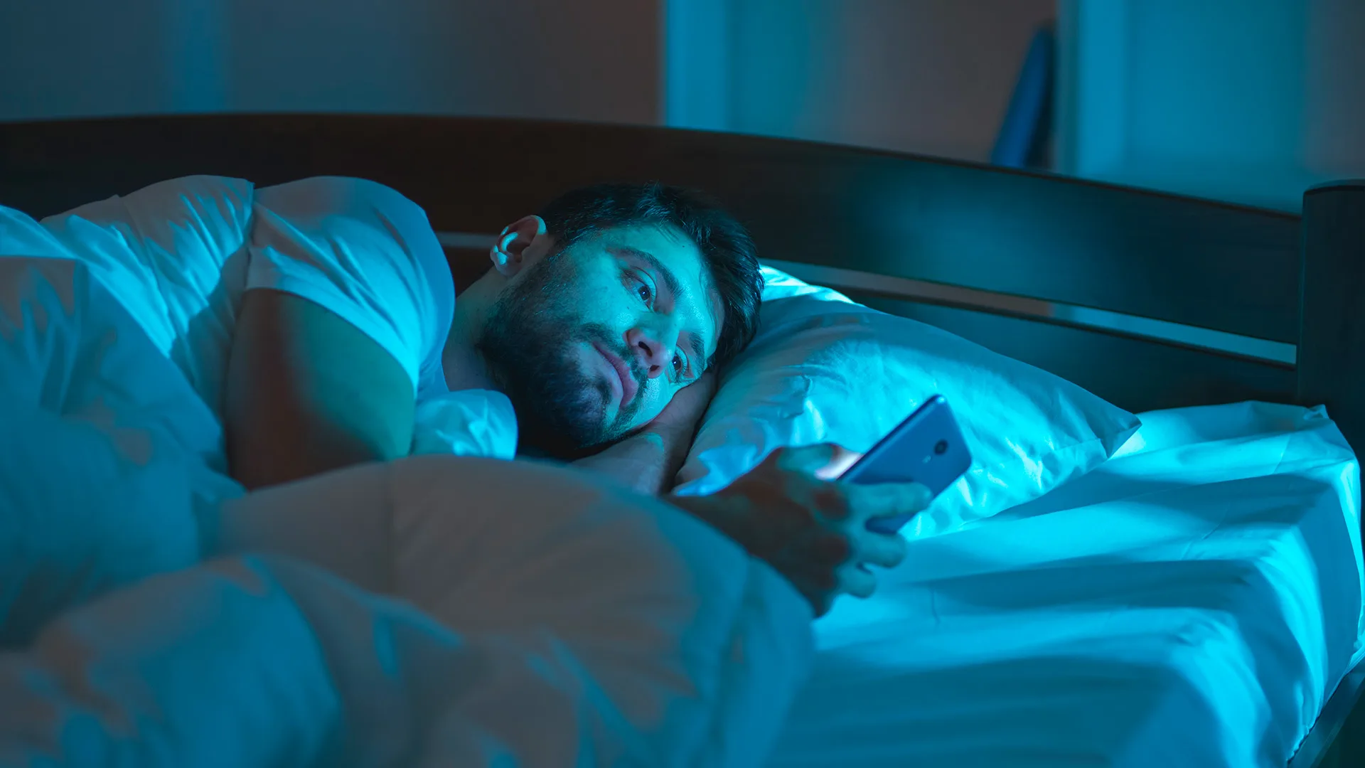 A privação do sono pode ser tratada com o acompanhamento de especialistas