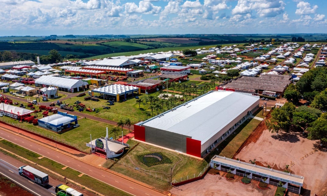 Show Rural 2024: Parque Tecnológico em Cascavel (PR) recebe 600 expositores e projeta fechar R$ 5,5 bi em negócios.