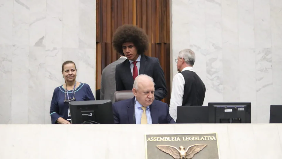 Comissão de Ética na Alep: Traiano denunciou Freitas por quebra de decoro após ser chamado de "corrupto" no plenário