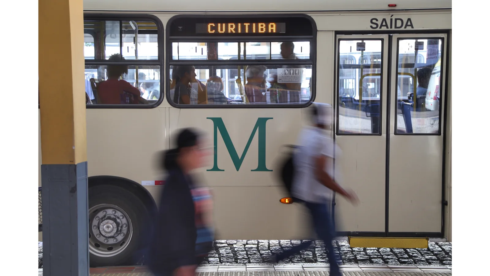Transporte coletivo integrado na Região Metropolitana de Curitiba é o único do Paraná a receber subsídios do governo do estado.