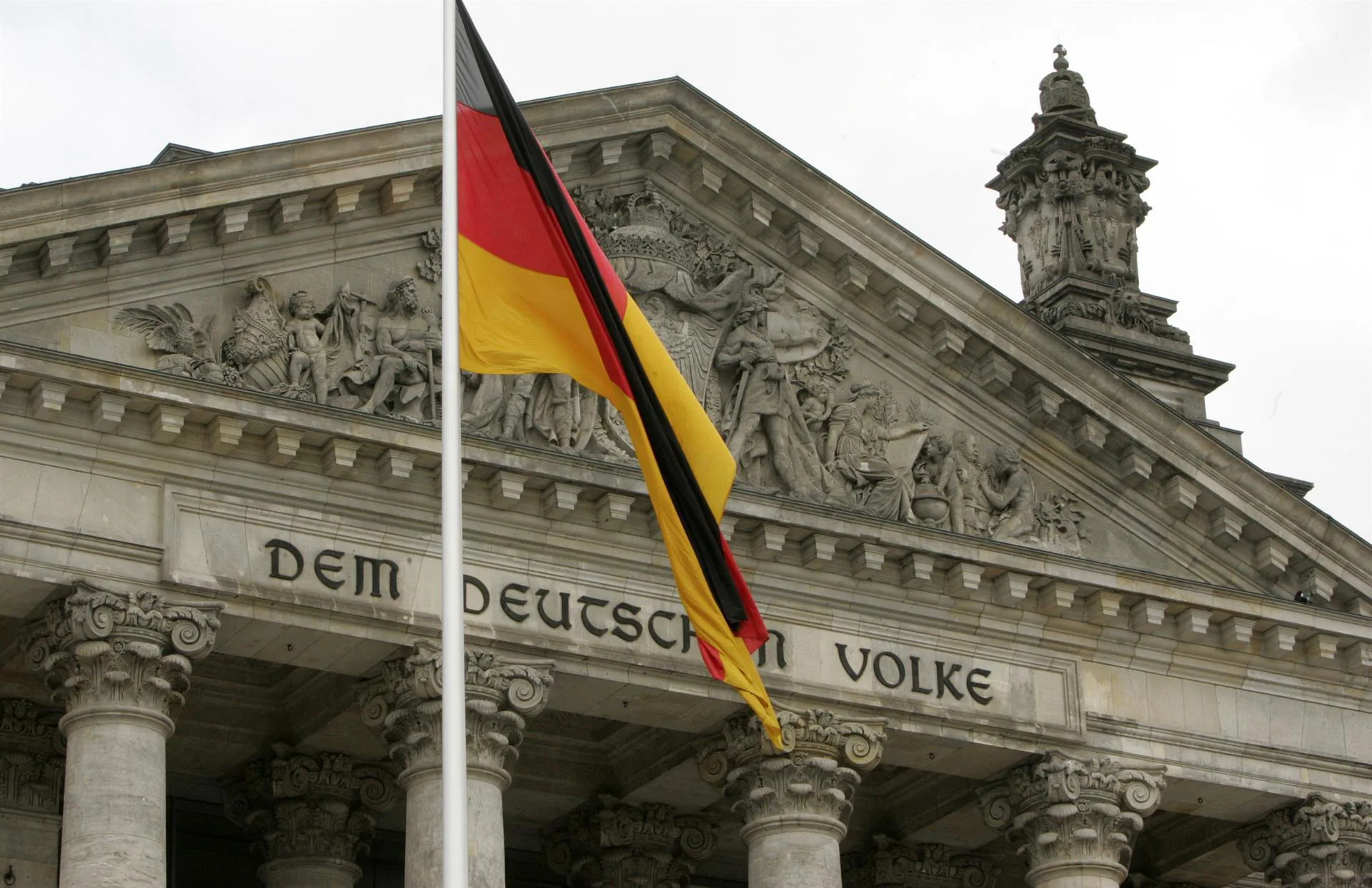 Reichstag, em Berlim: incêndio na década de 1930 foi usado pelos nazistas para ampliar o poder