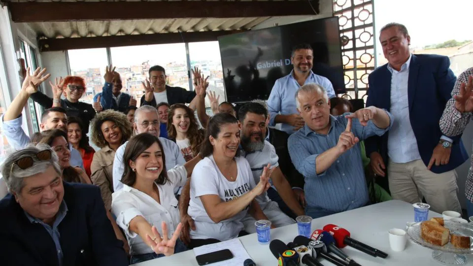 Tabata Amaral (PSB) no lançamento de sua pré-candidatura à prefeitura de São Paulo