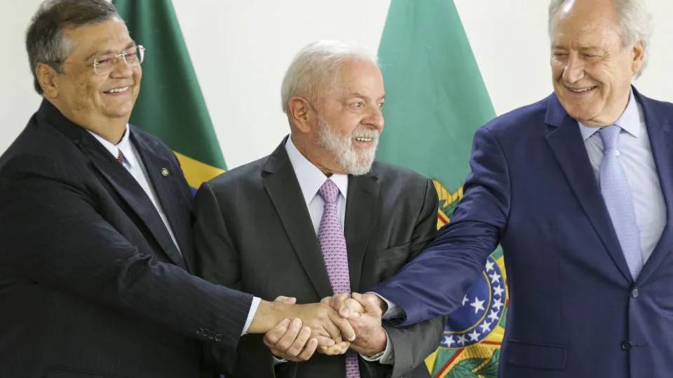 Dino Lula Lewandowski