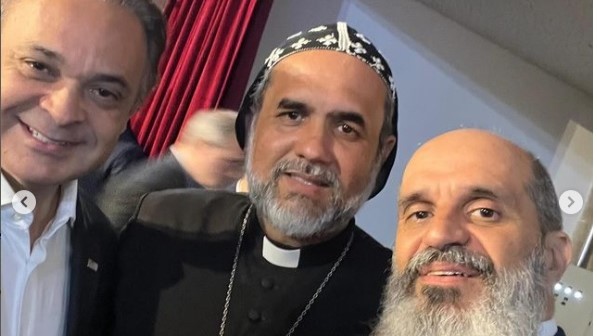 Padre Kelmon (PRD), pré-candidato à prefeitura de São Paulo, ao lado do vice, pastor Manoel Lopes Ferreira Junior (à dir.) e do secretário estadual de Turismo de São Paulo, Roberto Lucena.